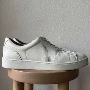 Vionic Leather Sneakers size 9